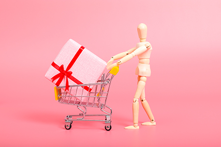 1592539241787025.jpg 摄图网_500129864_人偶推购物车购物送礼(企业商用).jpg